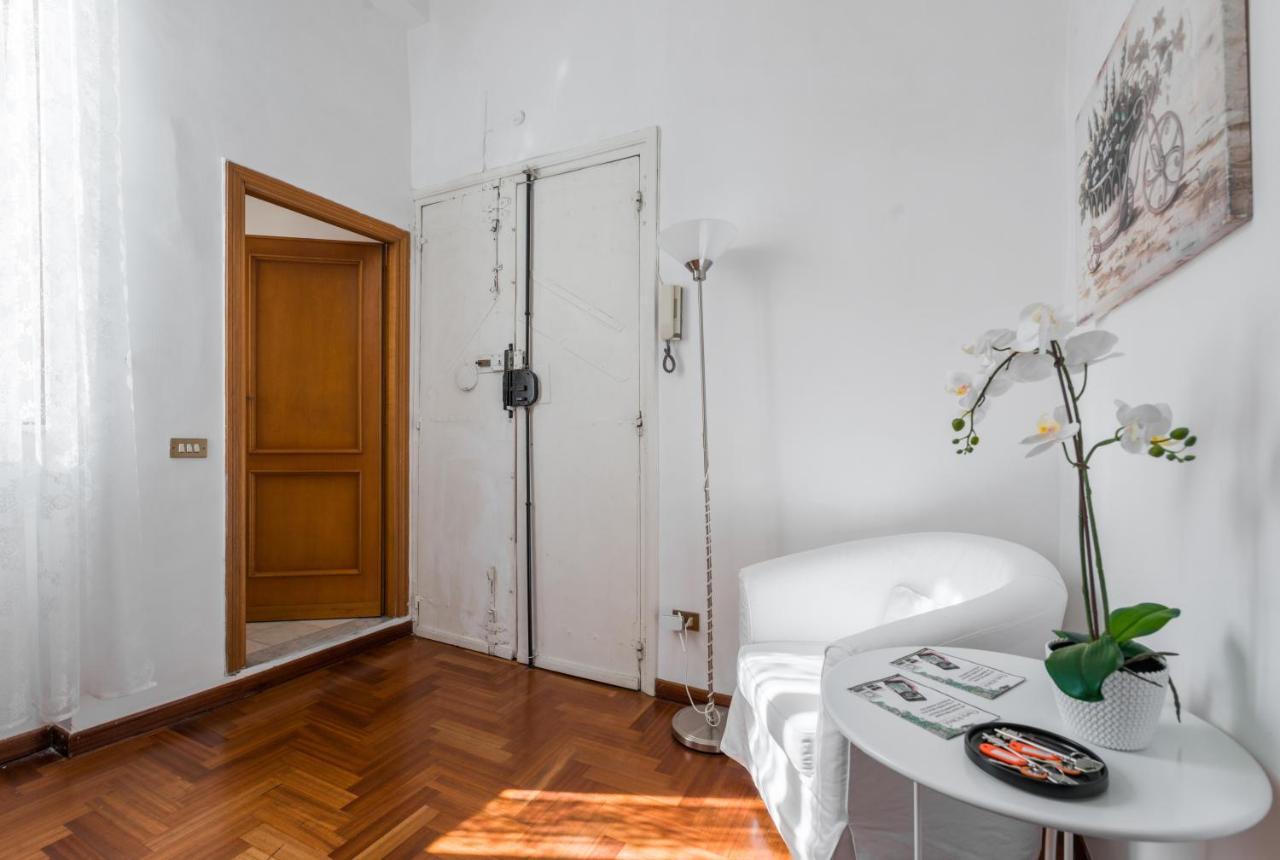 Appartamento Vicolo Delle Grotte Roma Exterior foto